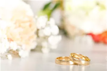 DEKO-IDEEN FüR DEN SCHöNSTEN TAG DES LEBENS DEKO-IDEEN FüR DEN SCHöNSTEN TAG DES LEBENS